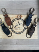 🔥 1 compra, 10 años de elegancia – BOLSO CUERO PREMIUM VÉLEZ + Llavero de cuero GRATIS